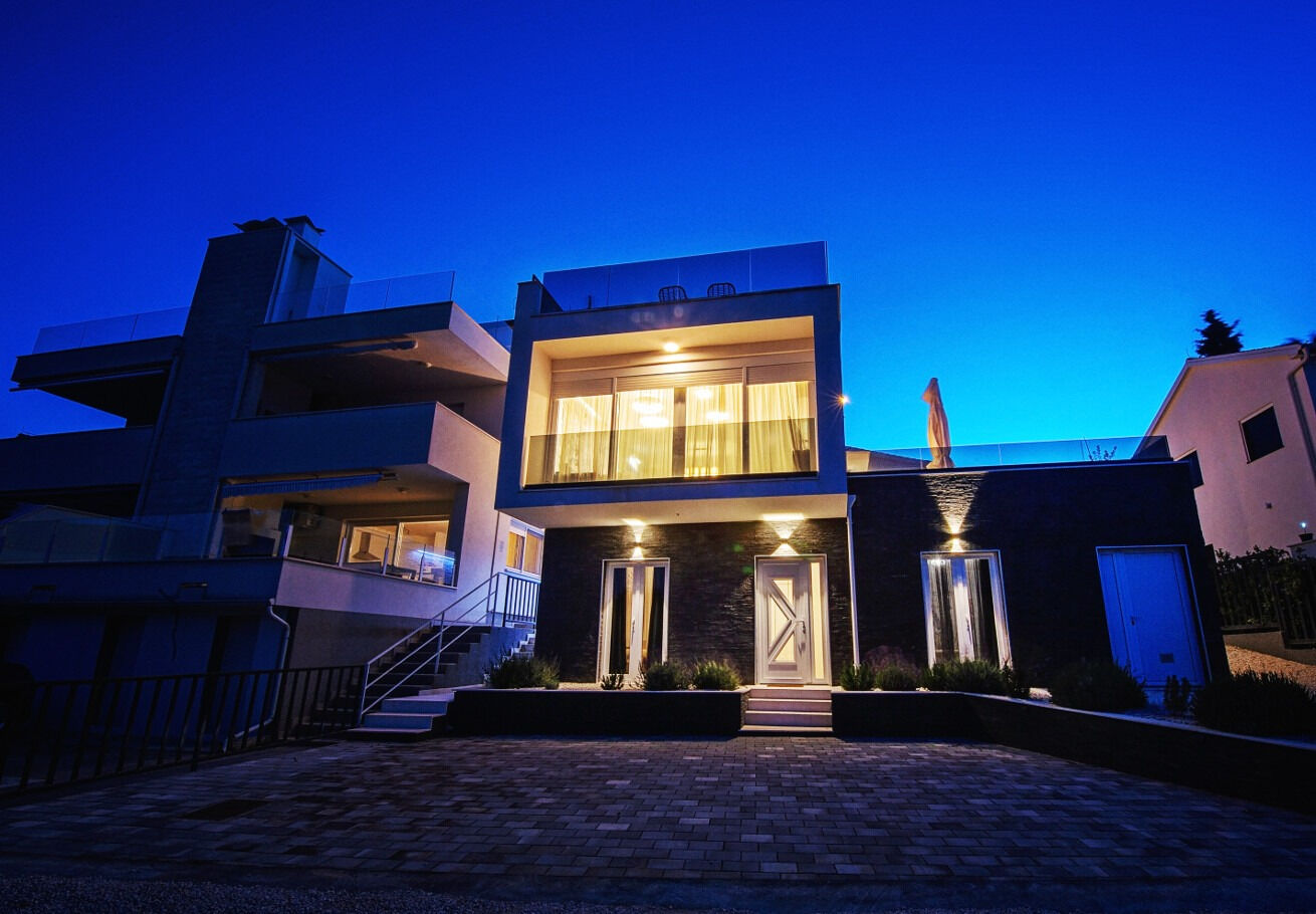 House Nepi 111161-K1
