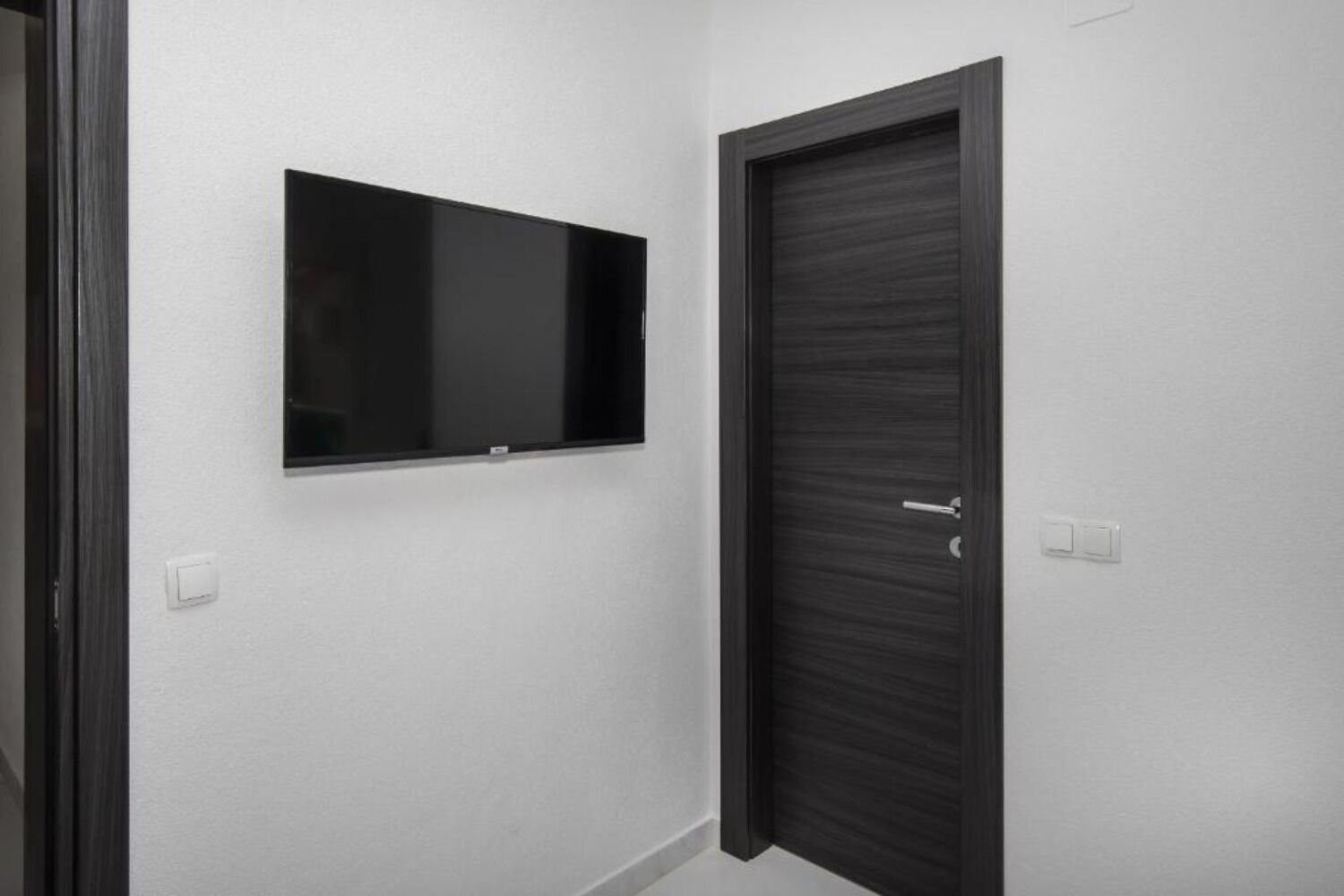 Apartments Ivan 111171-A2