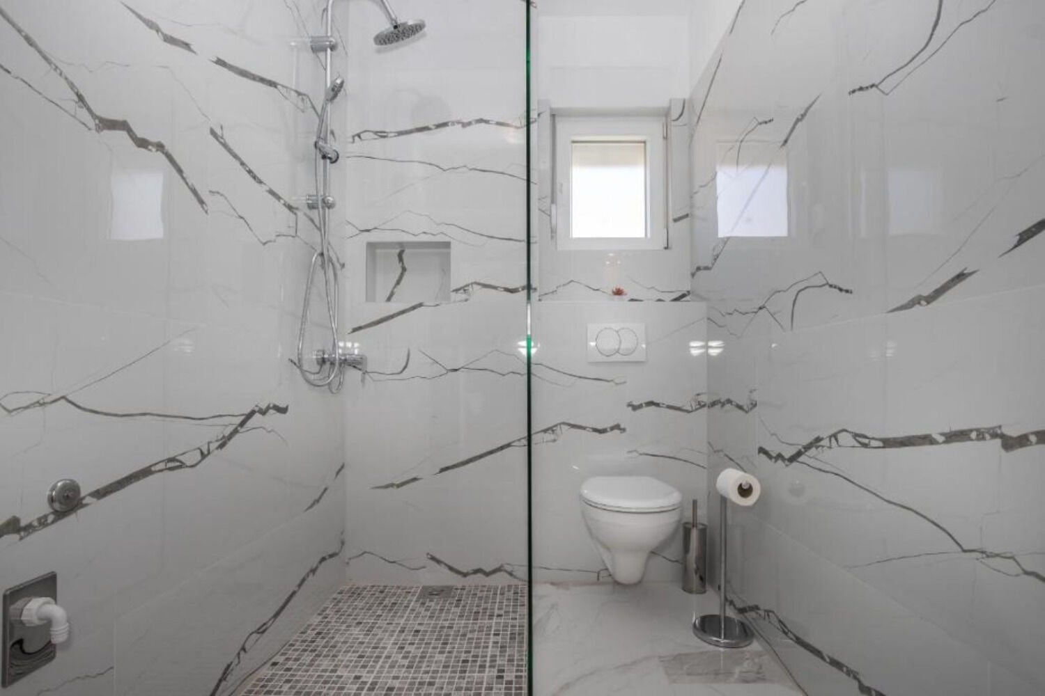 Apartments Ivan 111171-A2