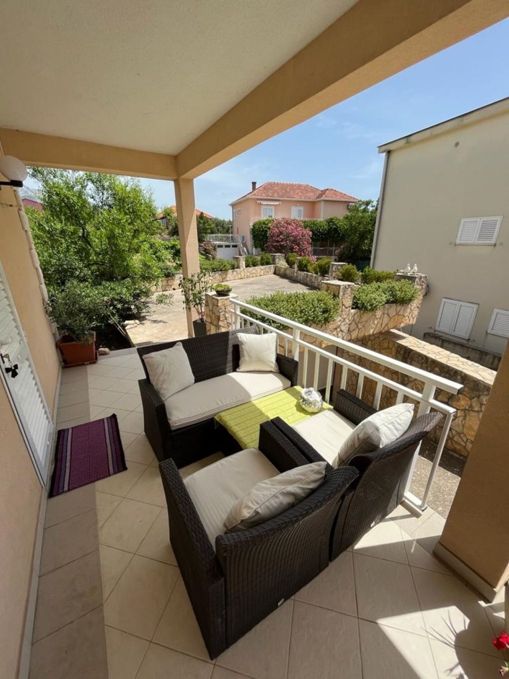 Apartment Mario 2 111201-A1