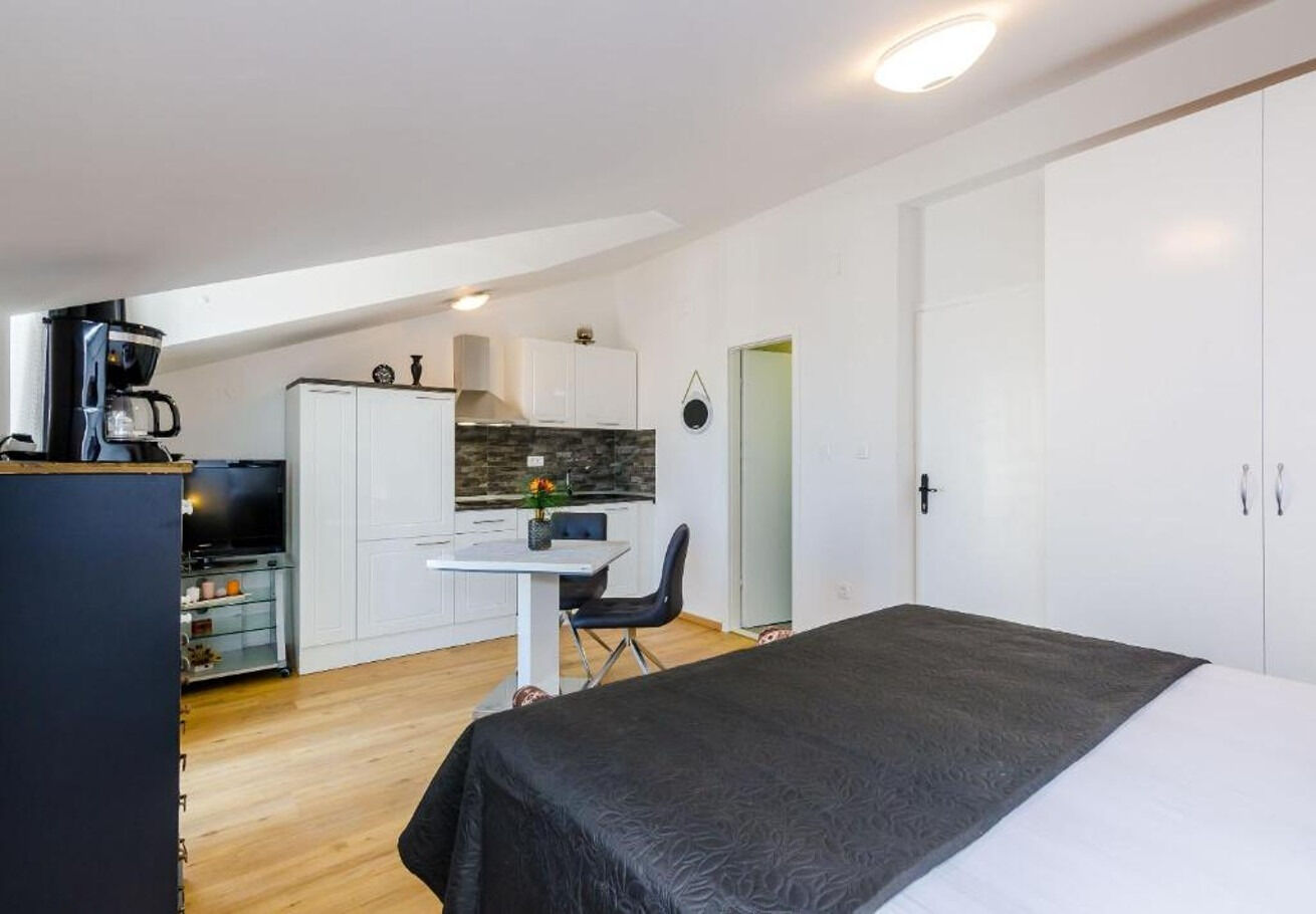 Apartments Ante 11125-A4