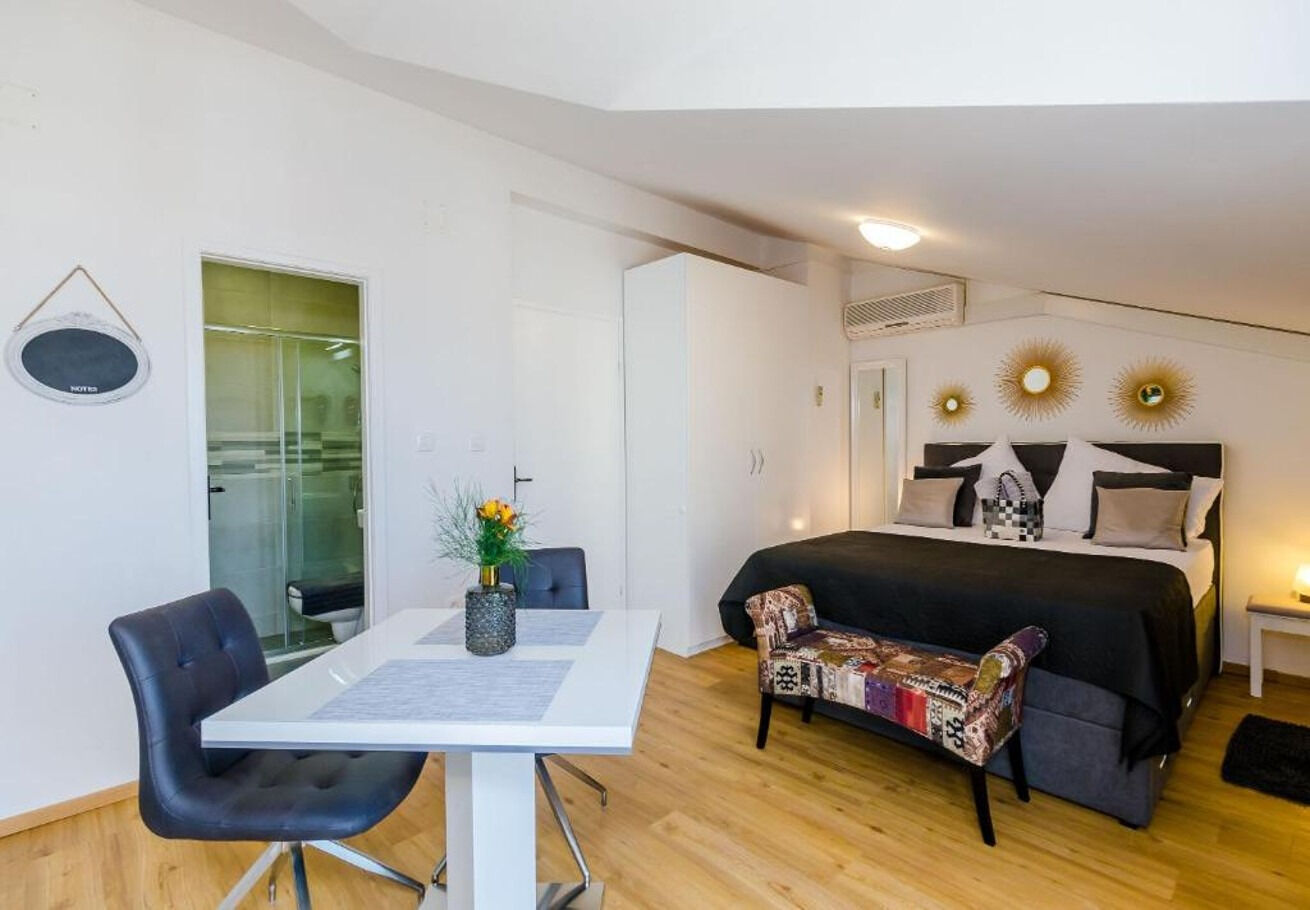 Apartments Ante 11125-A4