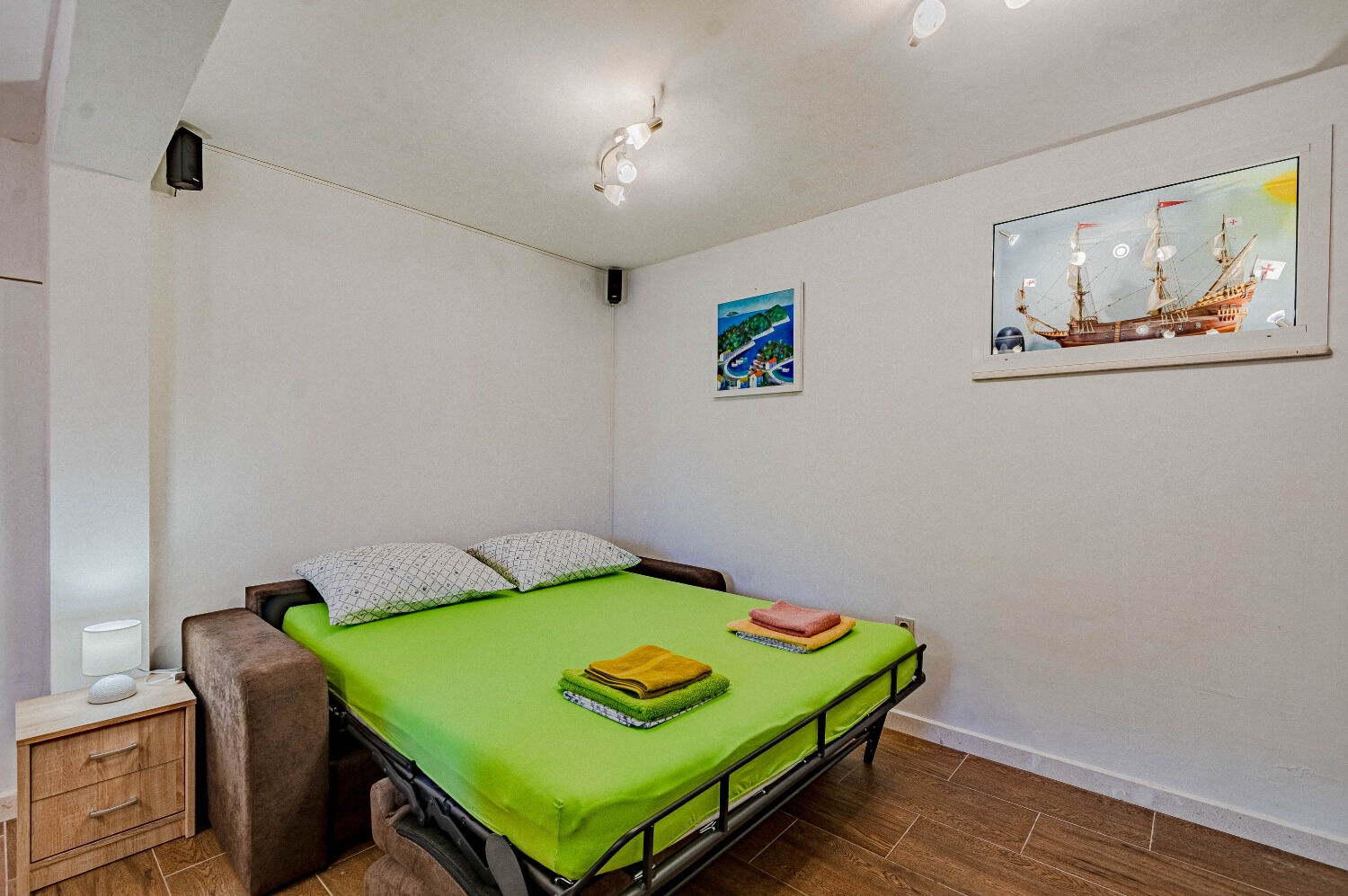 Apartment Mir 105971-A4