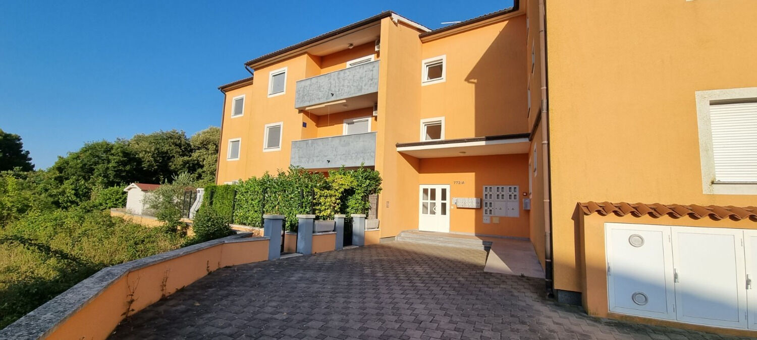 Apartmaj Mani A1