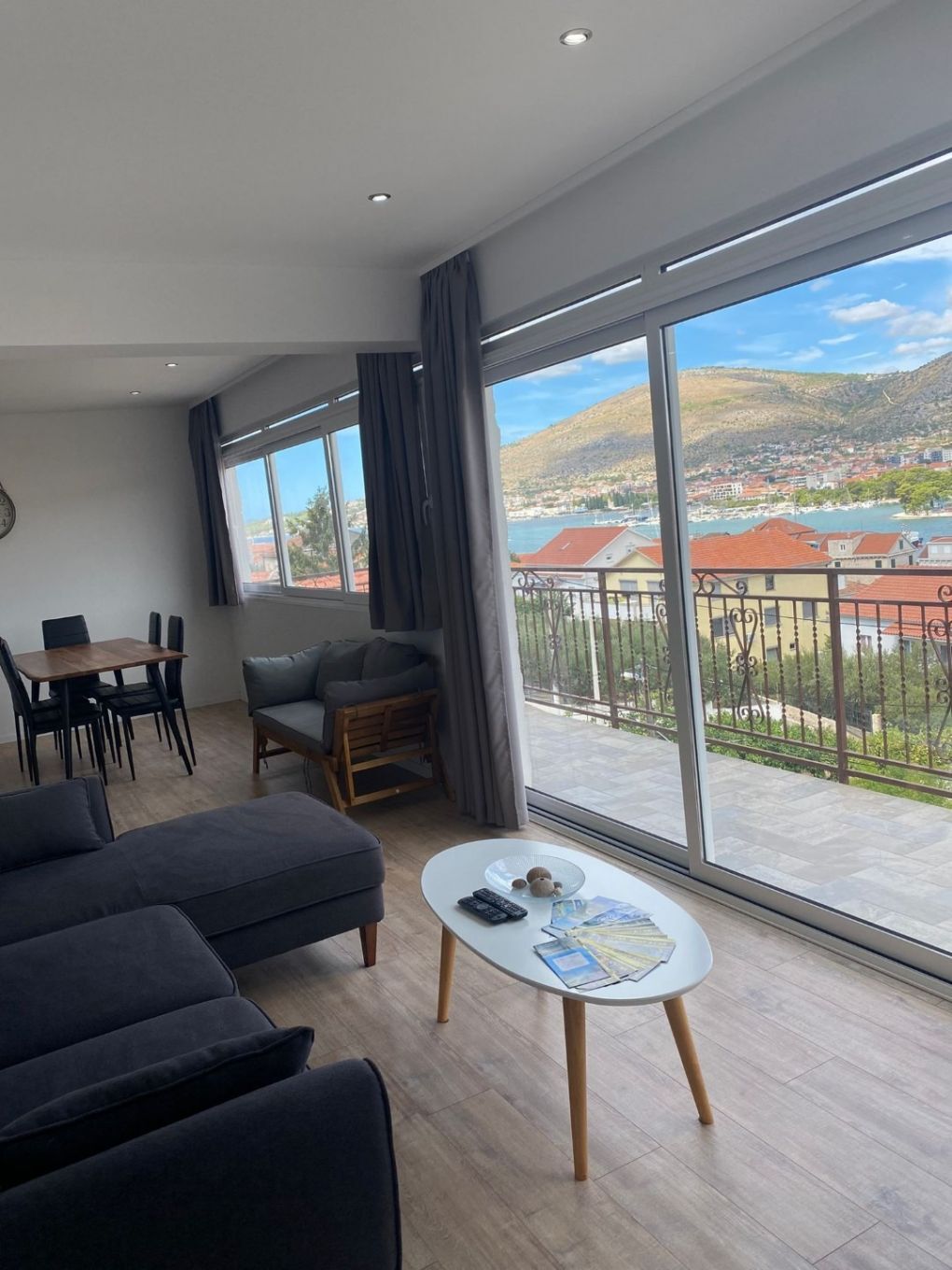 Apartment Tomi 111261-A1