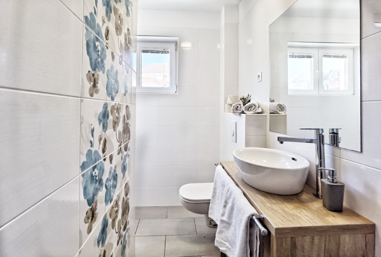 Room Boutique Rooms 111391-S1
