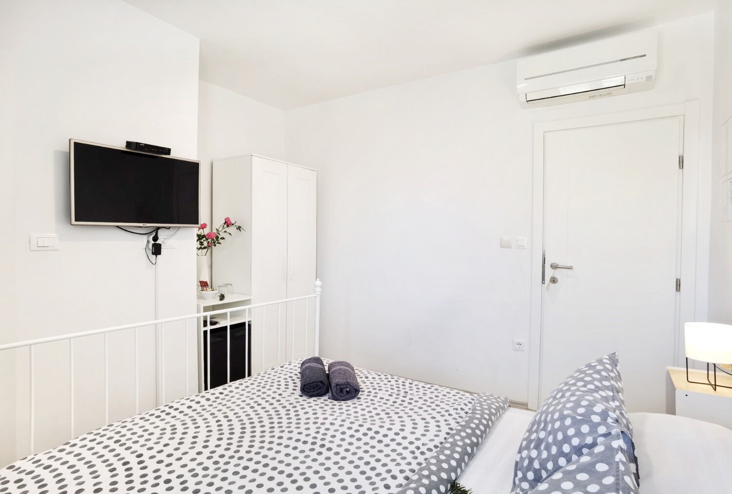 Room Boutique Rooms 111391-S5