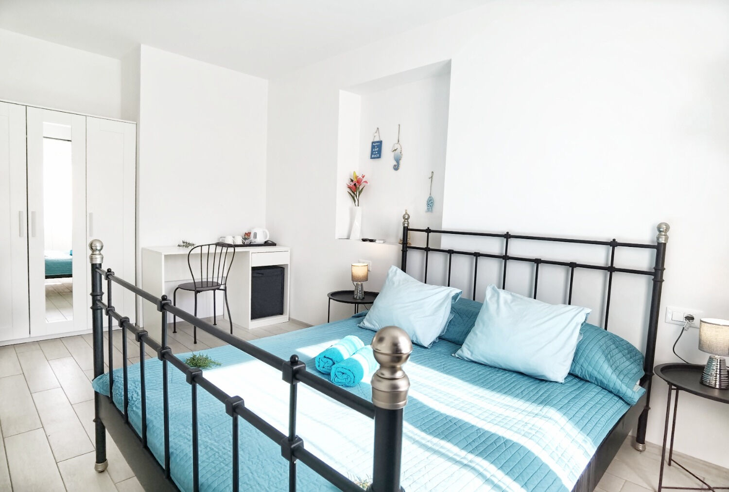 Room Boutique Rooms 111391-S6