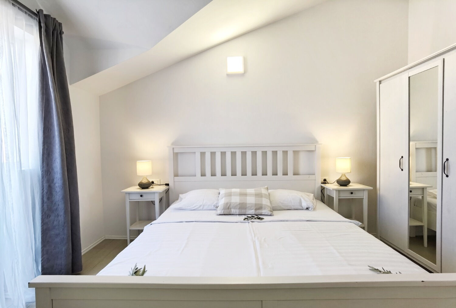 Room Boutique Rooms 111391-S7