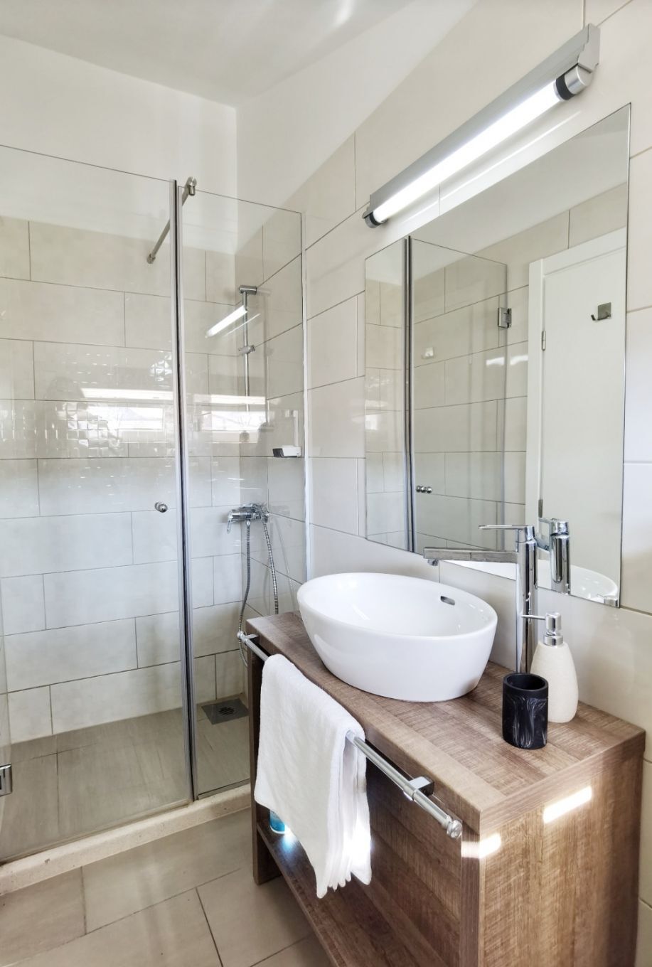 Room Boutique Rooms 111391-S9
