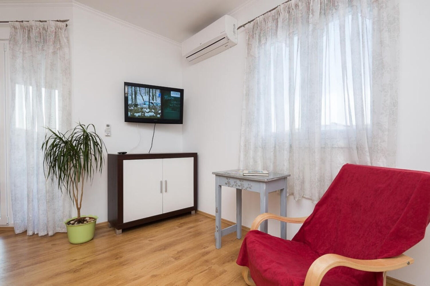 Apartments Ivo 11146-A3
