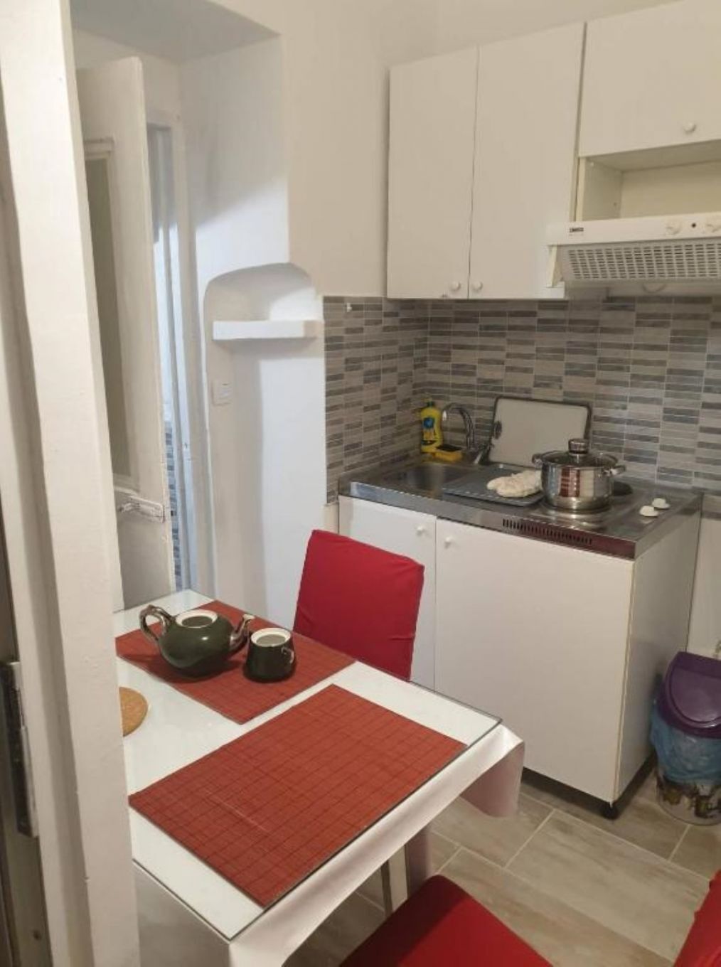 Apartments Iva 11147-A2