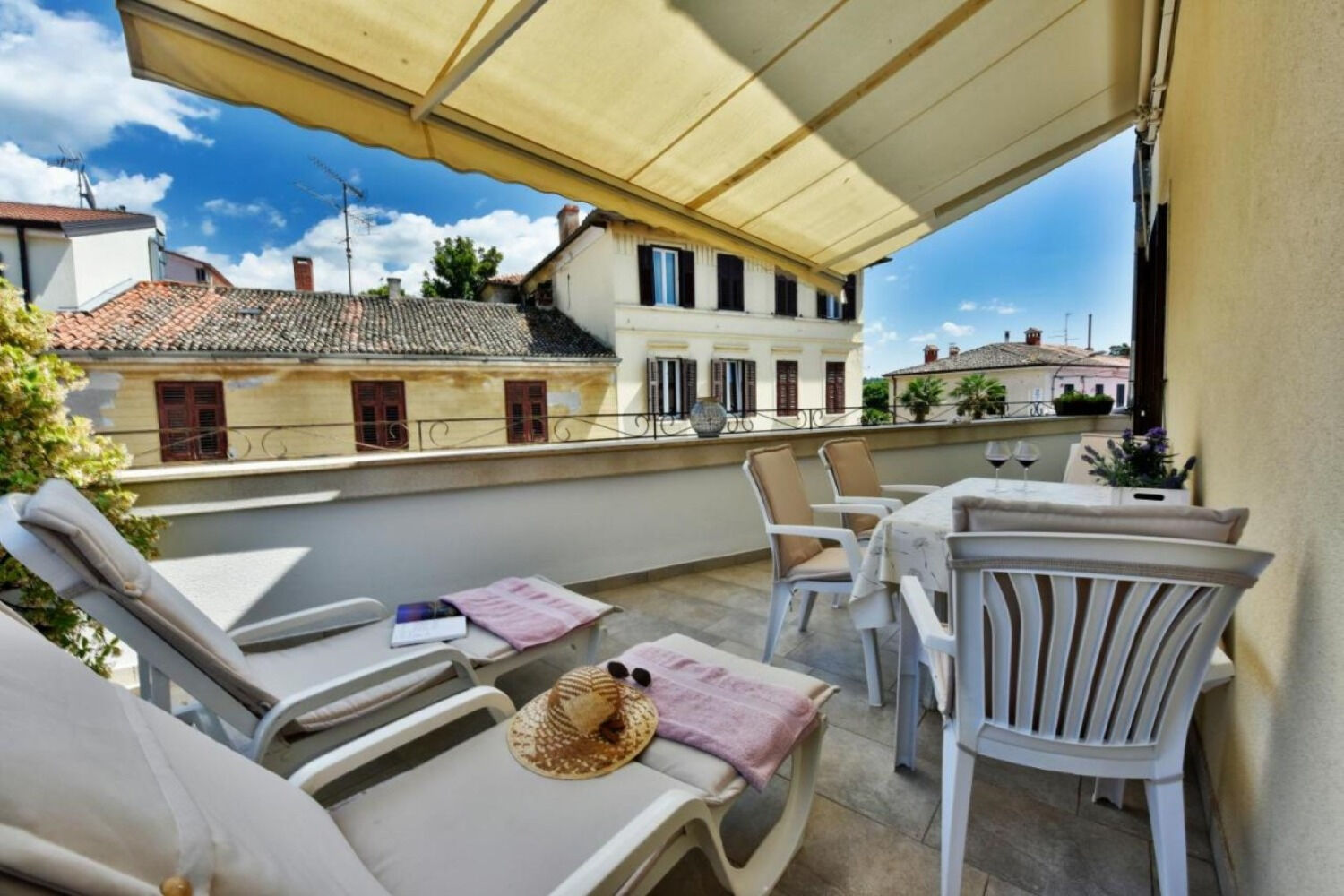 Apartment Ariana 111421-A1