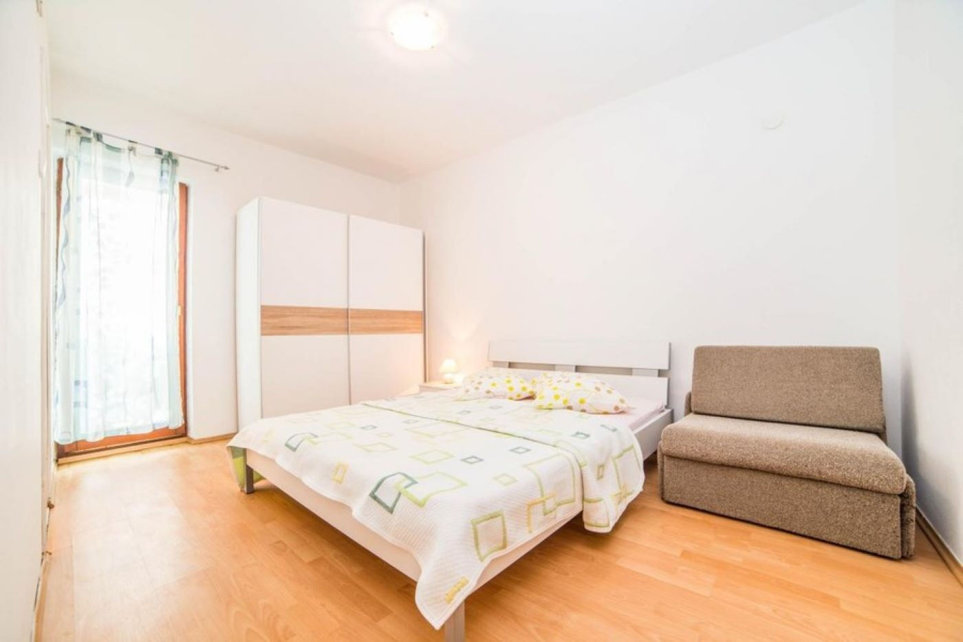 Apartments Niki 11156-A2