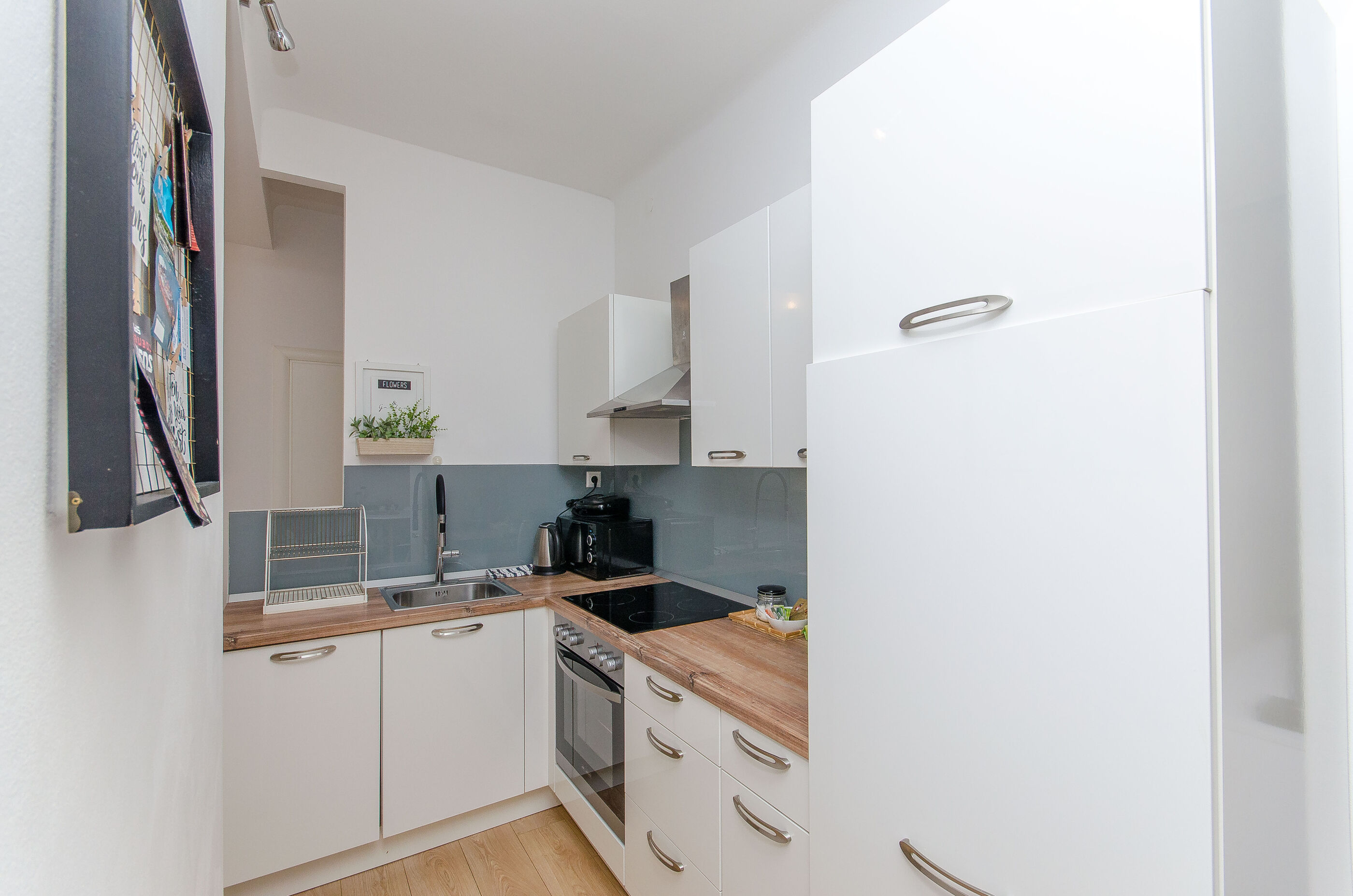 Apartment and Room Columbo 100261-A1