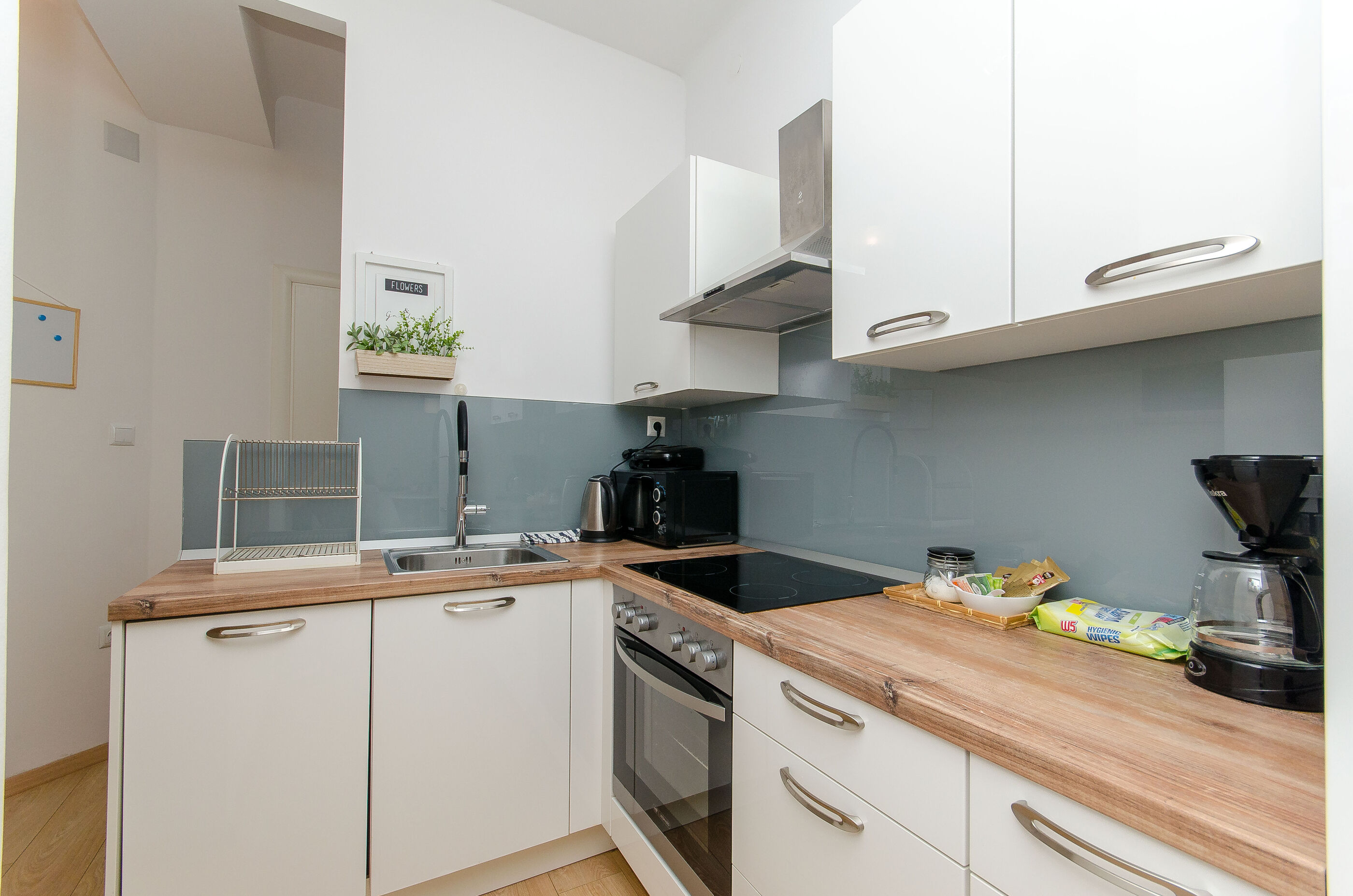 Apartment and Room Columbo 100261-A1