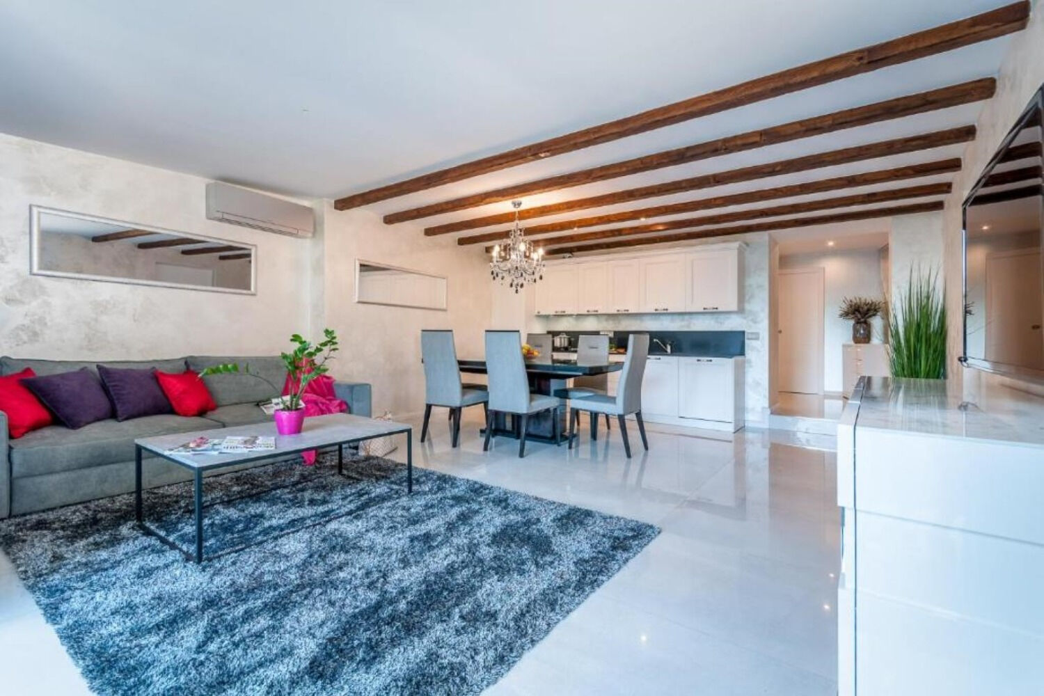 House Regent 111541-K1