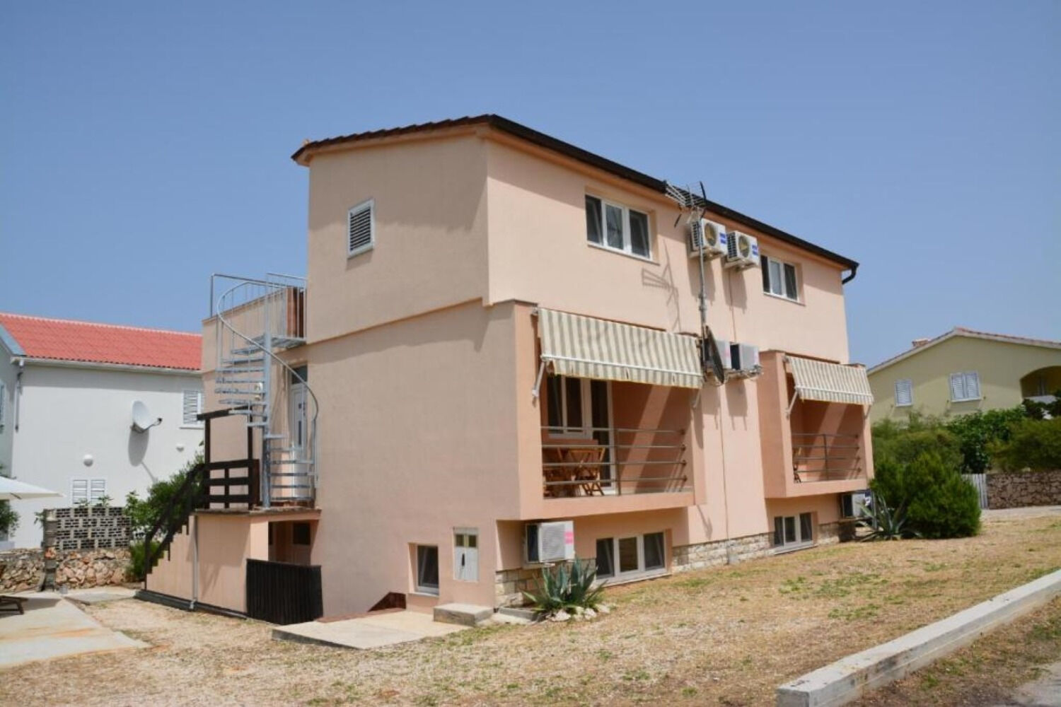 Apartments Rina 111571-A2