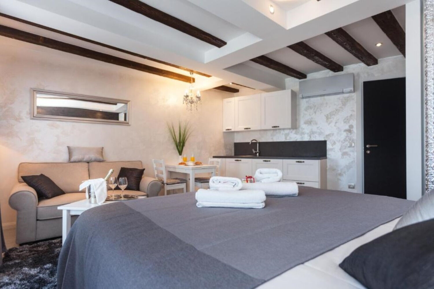 Apartments Regent 2 11163-A2