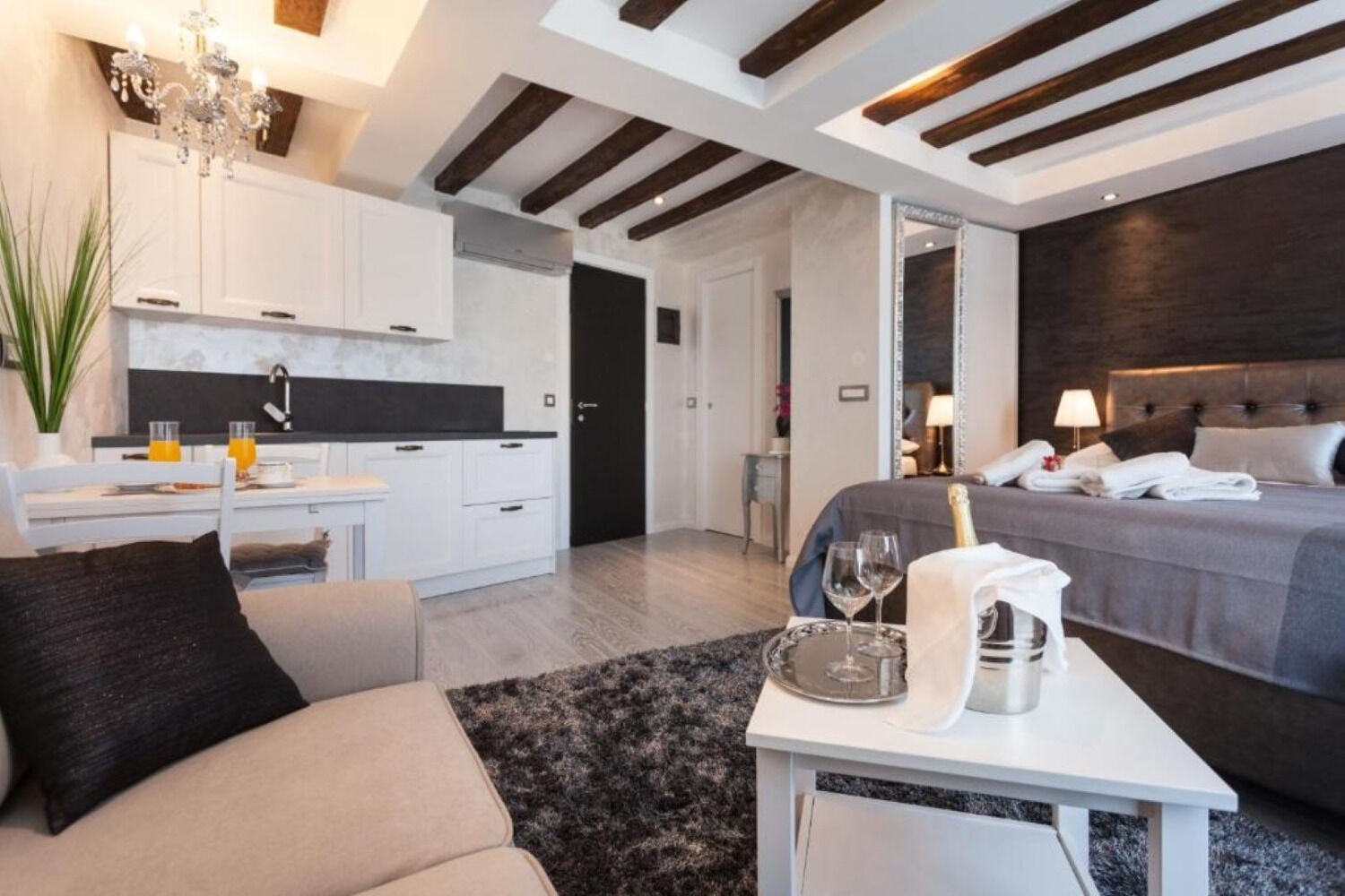 Apartments Regent 2 11163-A2