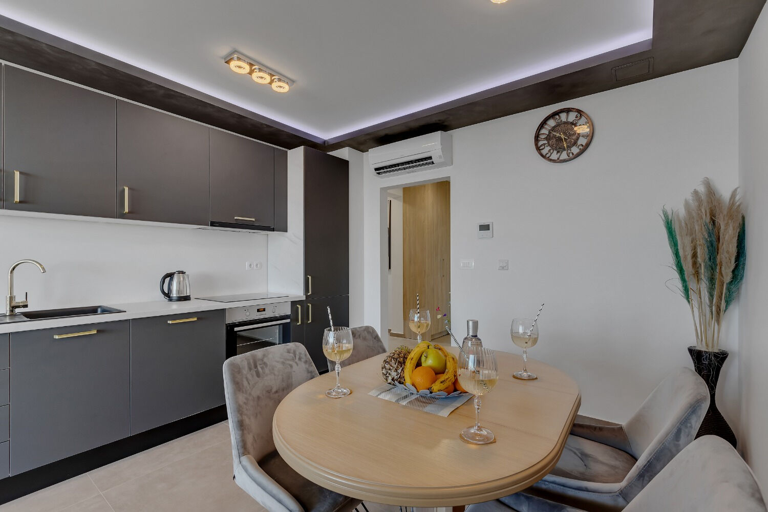 Apartment Ivana 11165-A1
