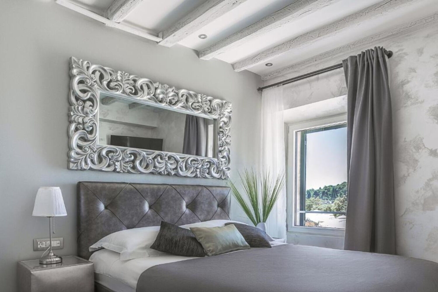Apartments Regent 3 111651-A2