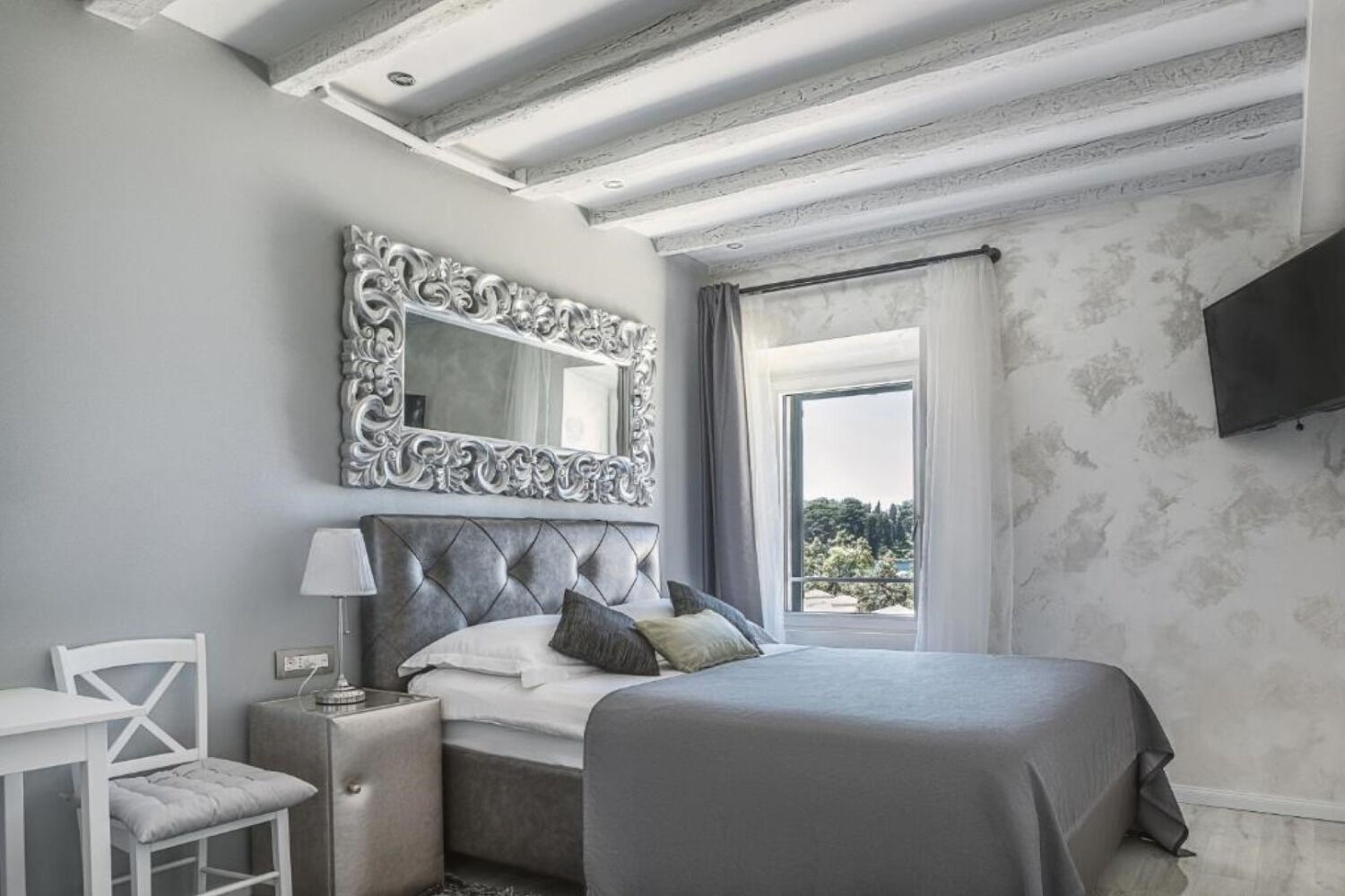 Apartments Regent 3 111651-A2