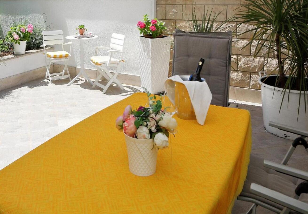 Apartments Angel 11179-A1