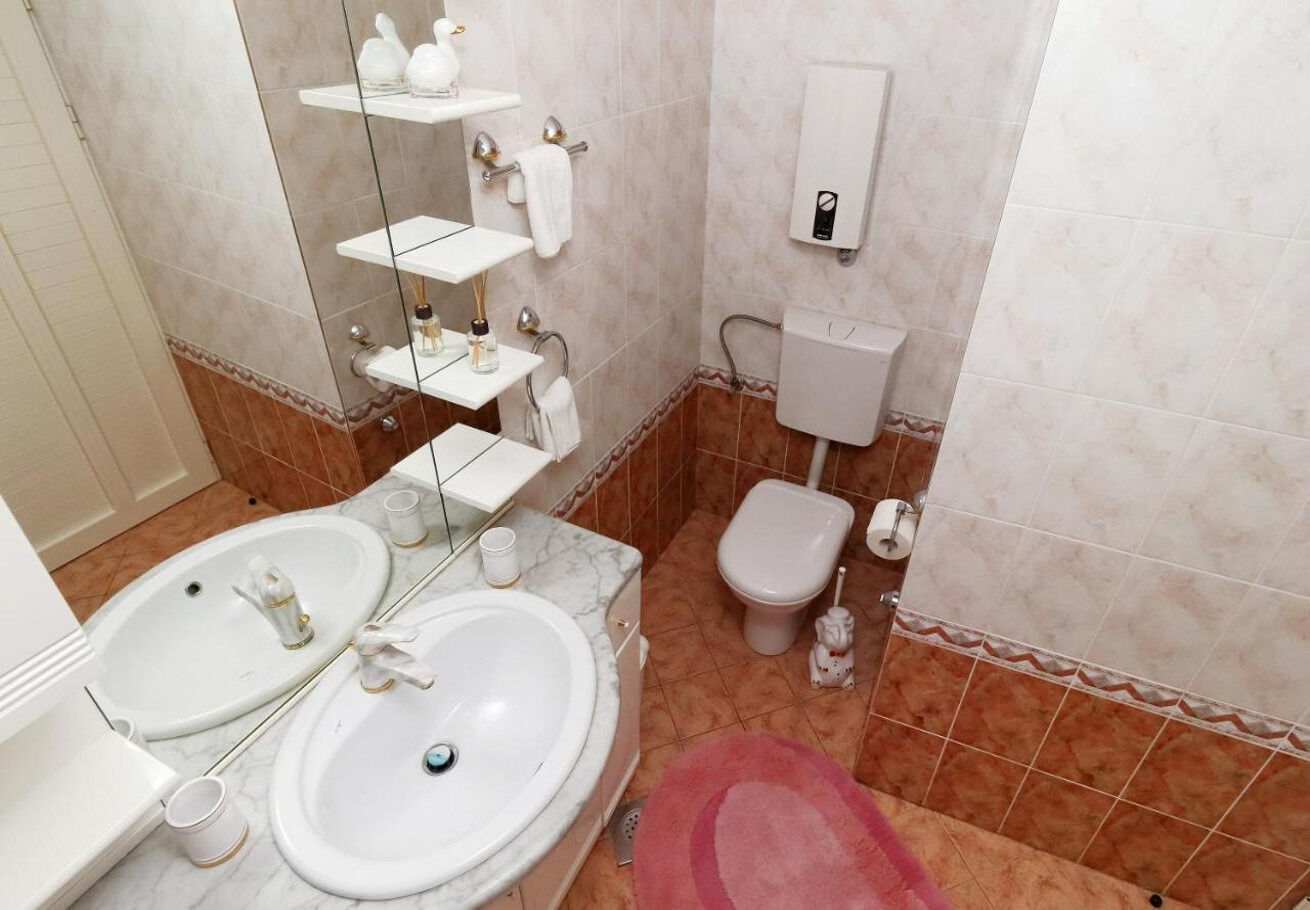Apartments Angel 11179-A1