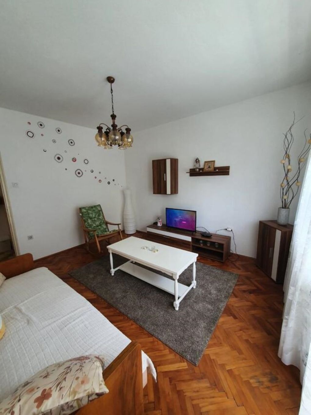 Apartment Rose 111721-A1