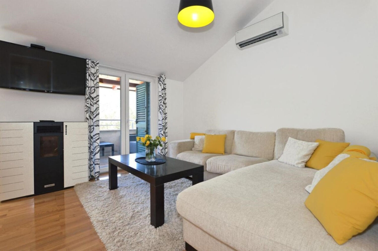 Apartment Leo 111761-A1