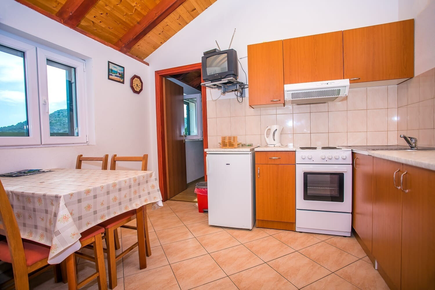 House Country 111831-K1