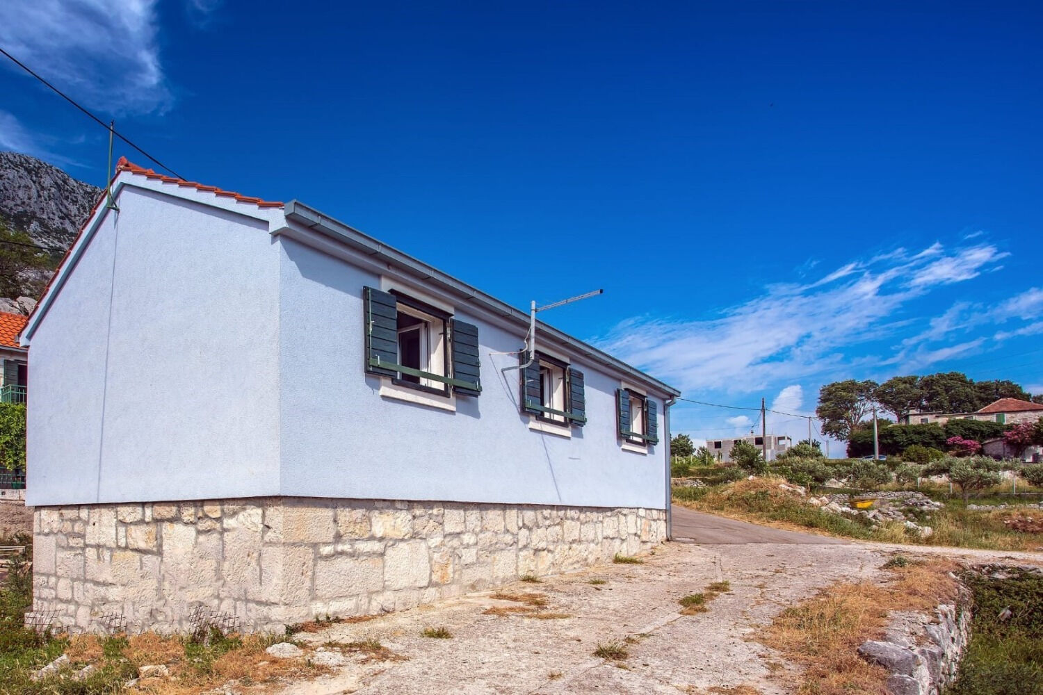House Country 111831-K1