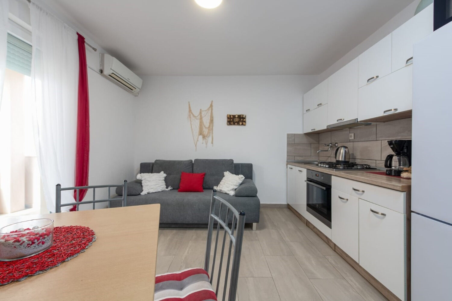 Apartments Mil 111871-A1