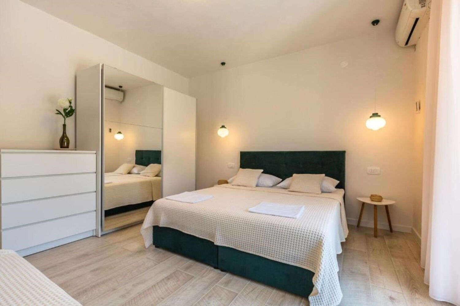 Apartments and Room Tattoo 111881-A2