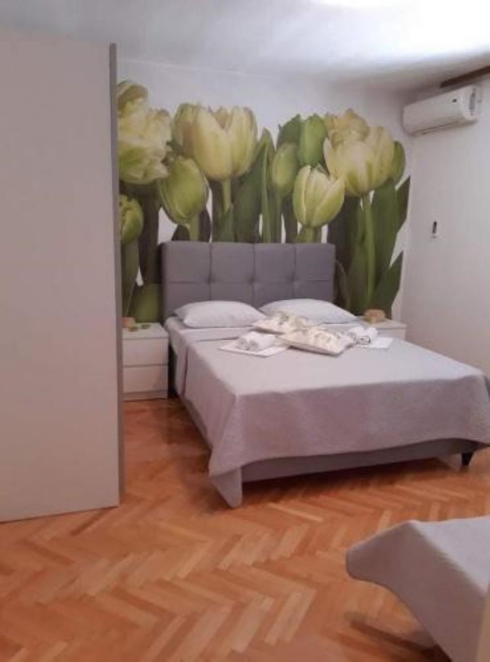 Apartments and Room Tattoo 111881-A5