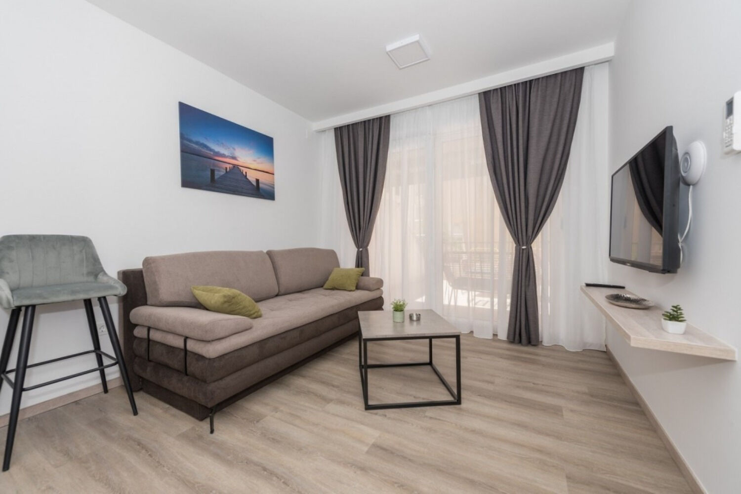 Apartments Mari 111891-A2
