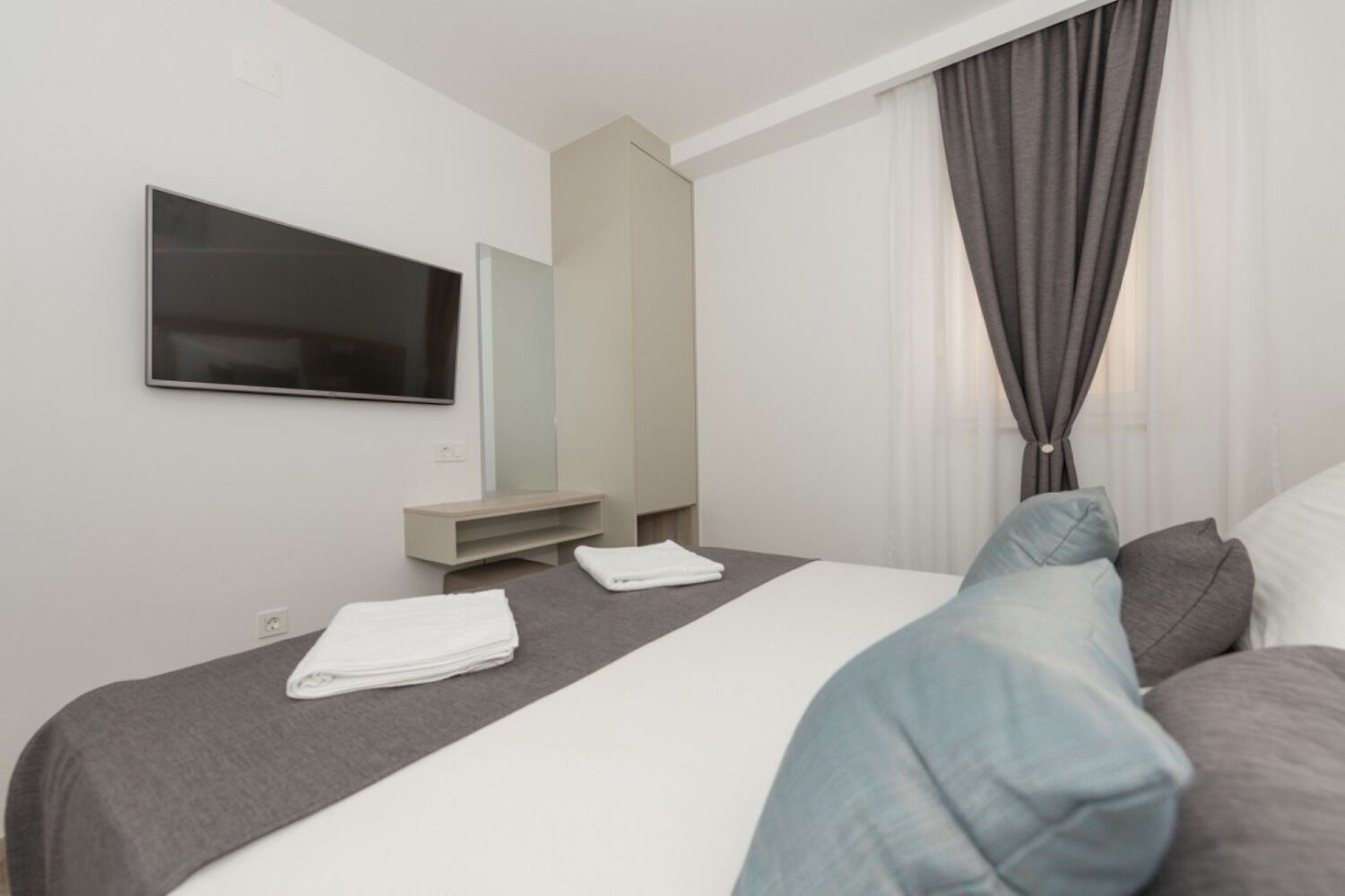 Apartments Mari 111891-A2