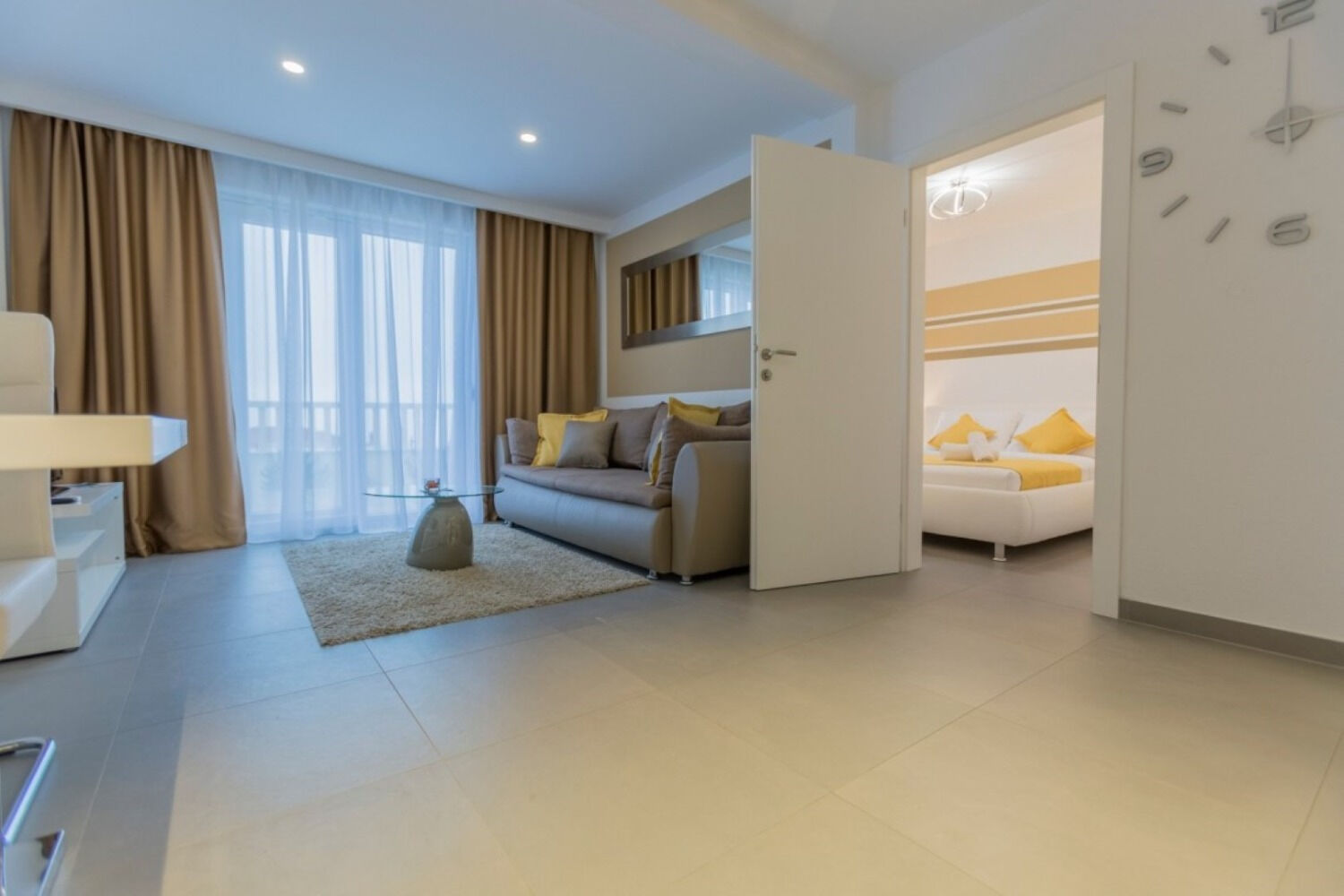Apartments Luxury 11194-A1