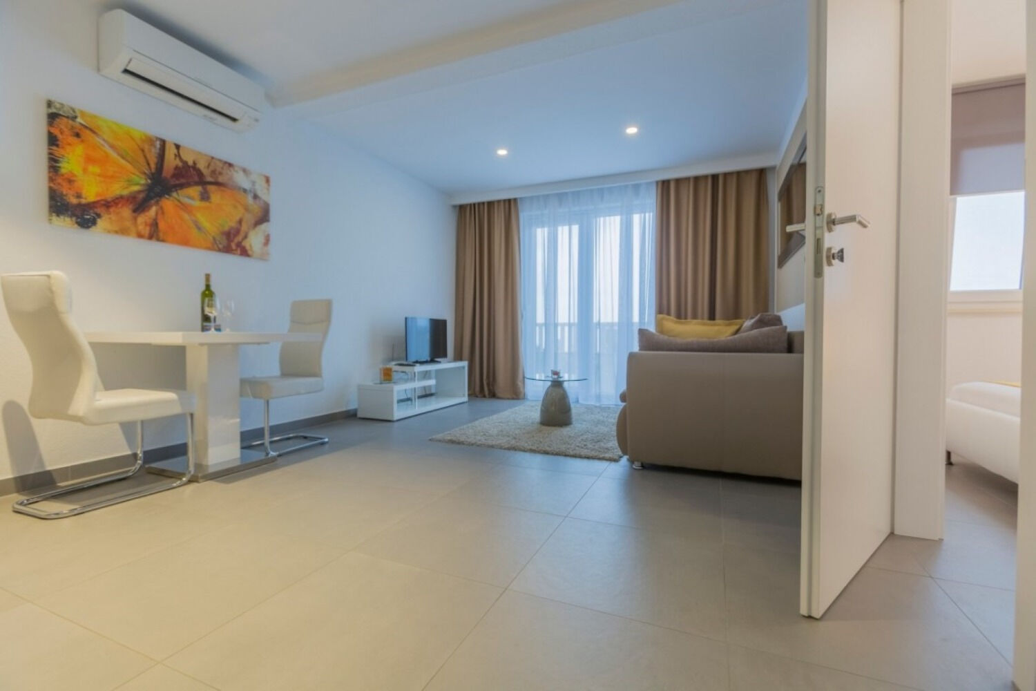 Apartments Luxury 11194-A1