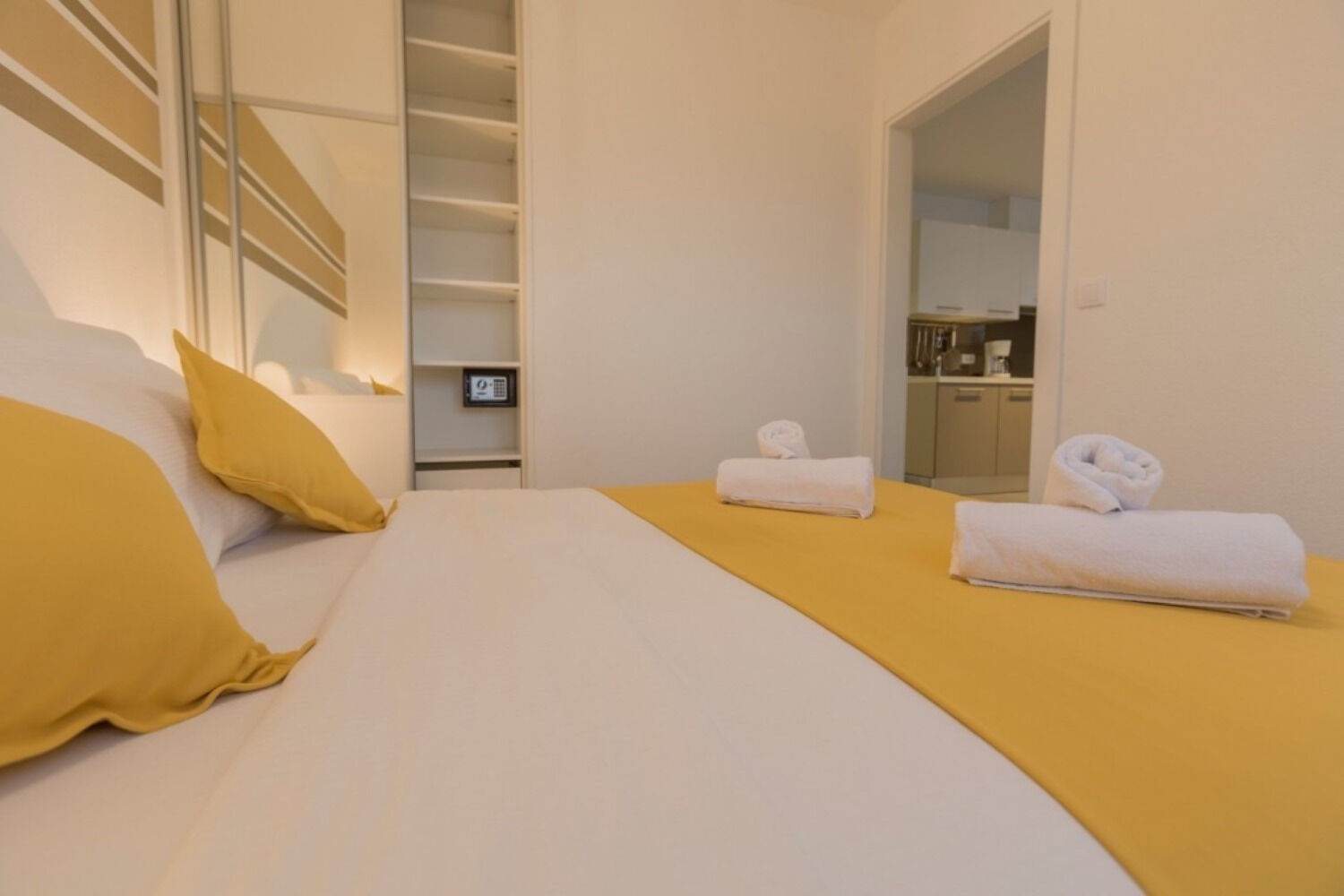 Apartments Luxury 11194-A1