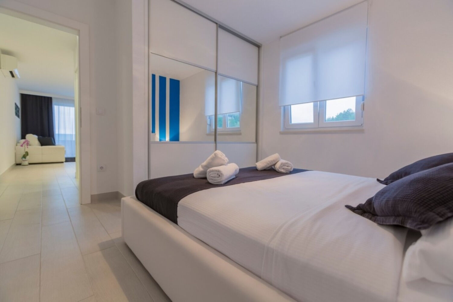 Apartments Luxury 11194-A6