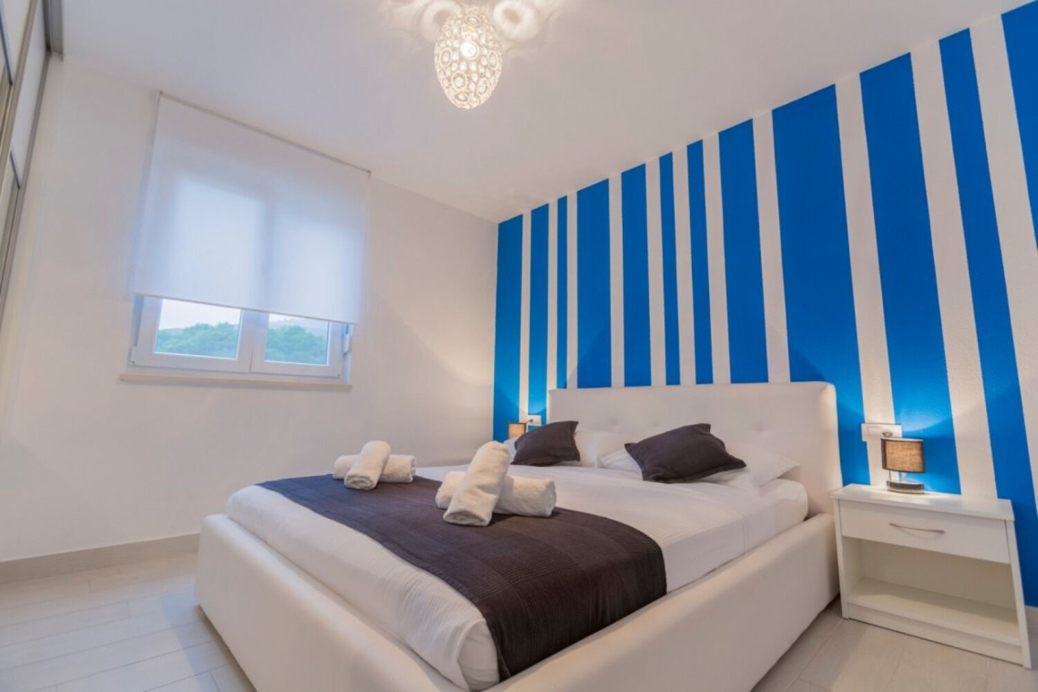 Apartments Luxury 11194-A6
