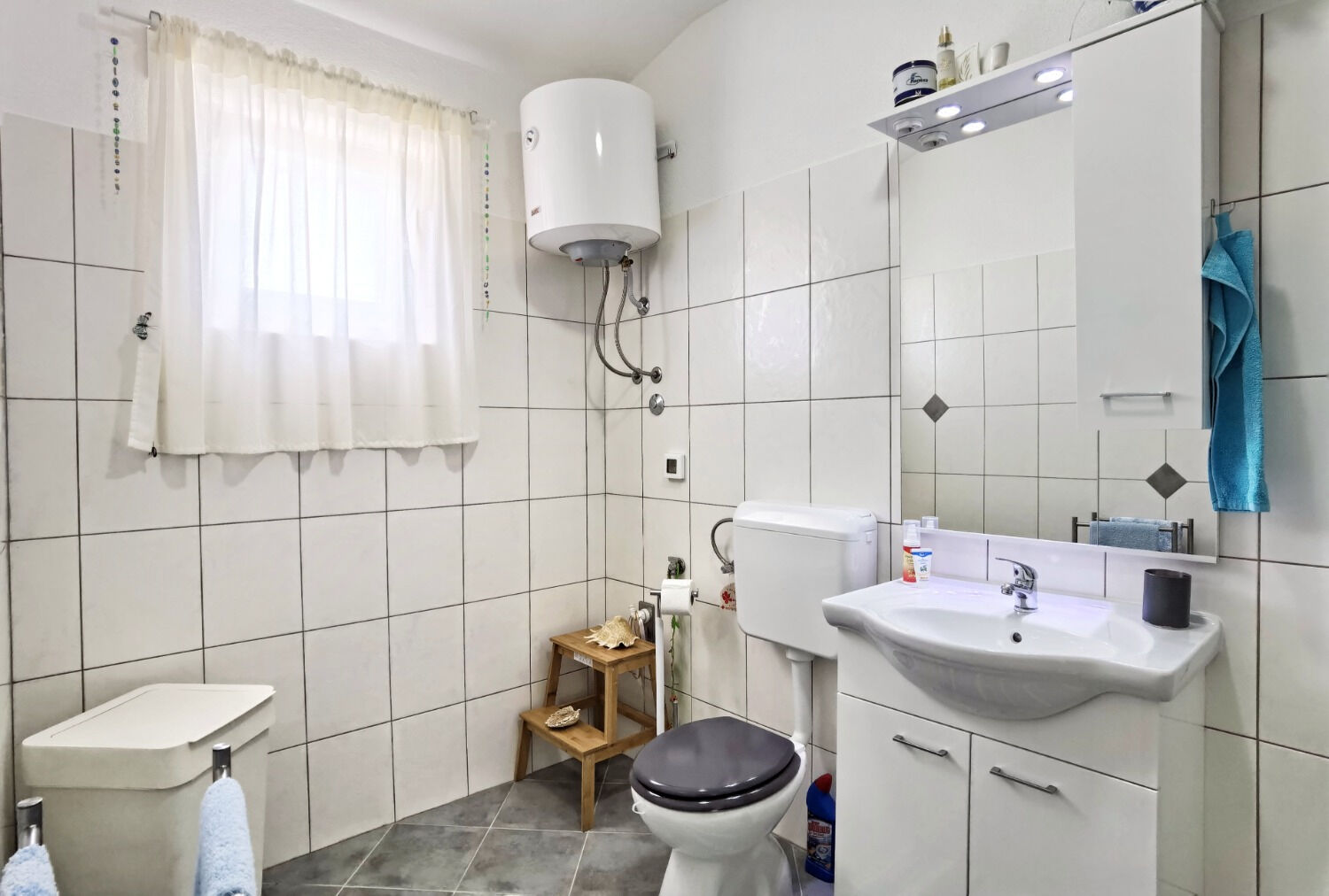 Apartments Adria 111911-A2