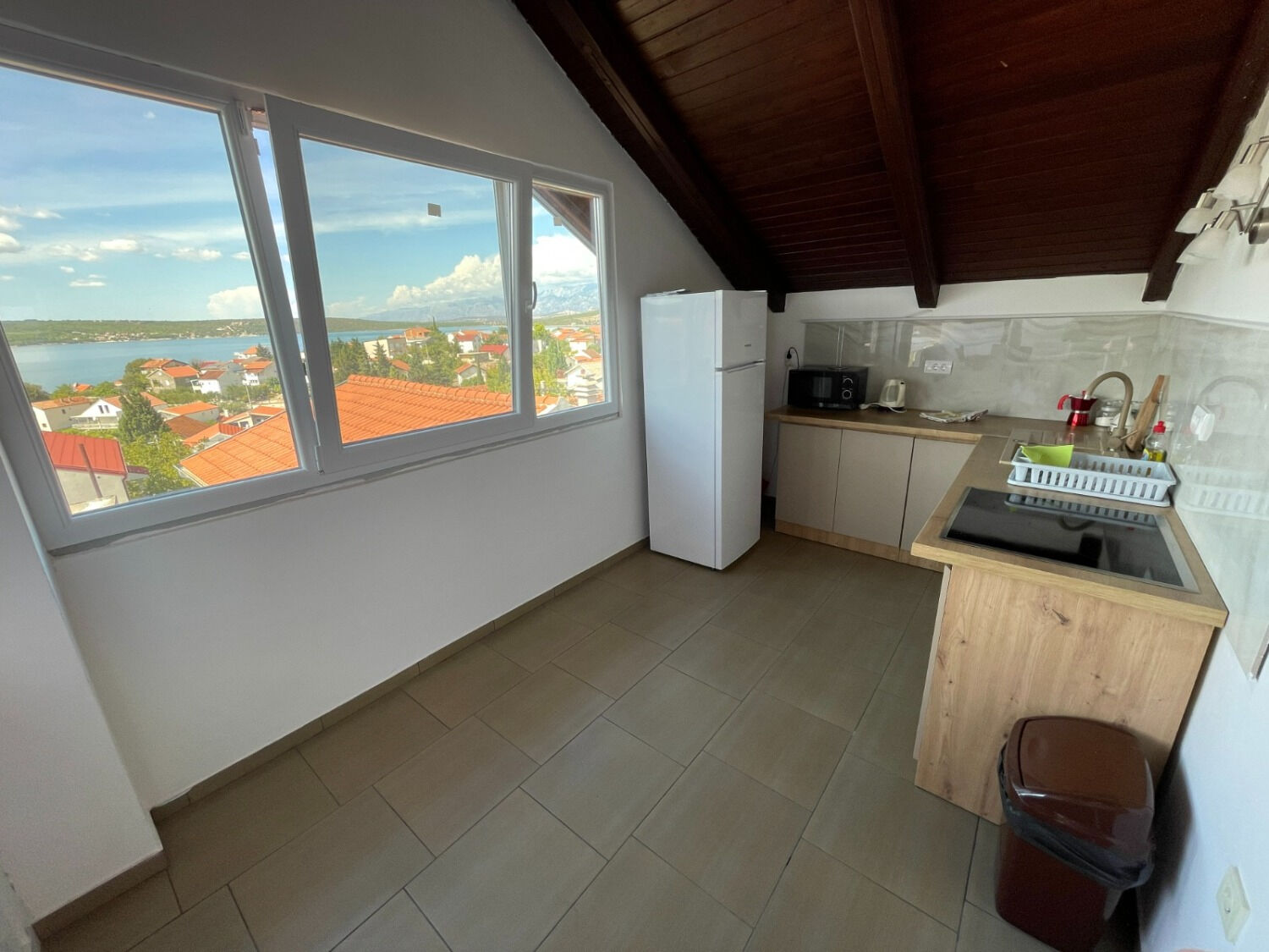 Apartments Jenny 11205-A1