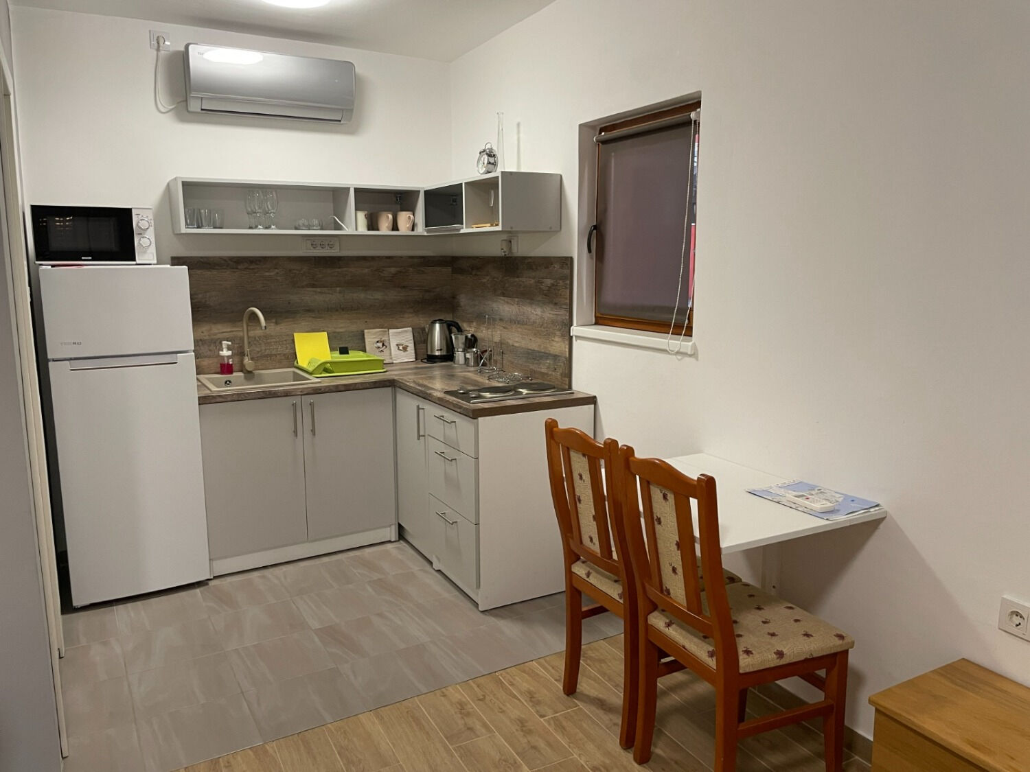 Apartments Jenny 11205-A2