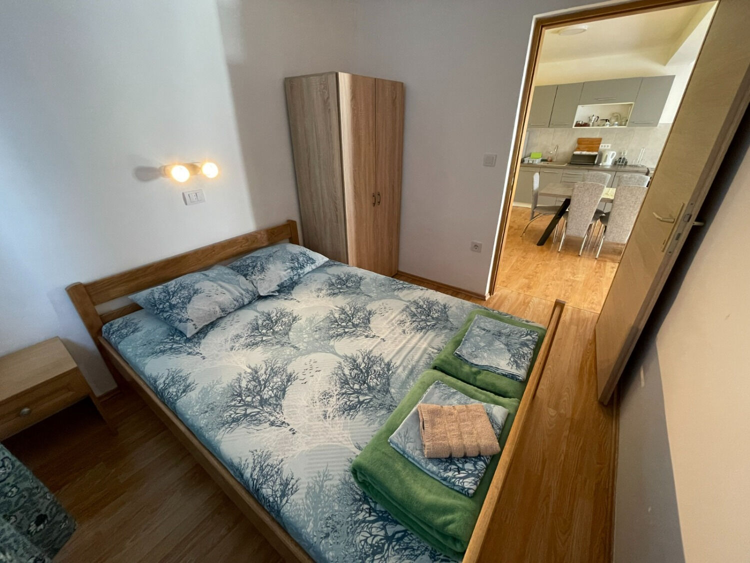 Apartments Jenny 11205-A4