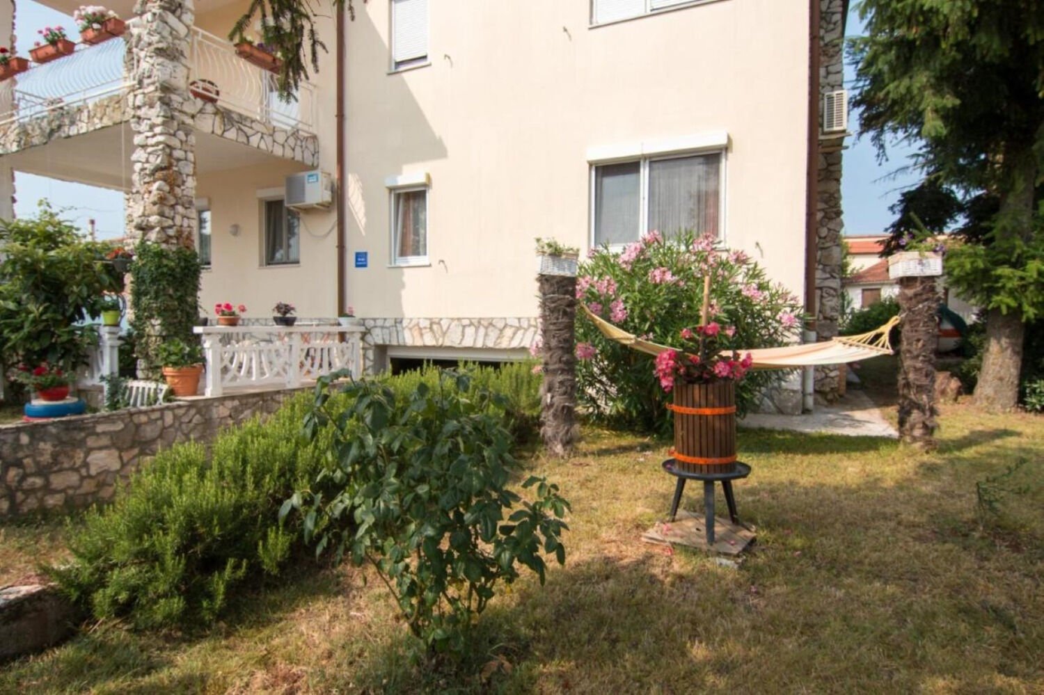 Apartments Nada 11206-A1