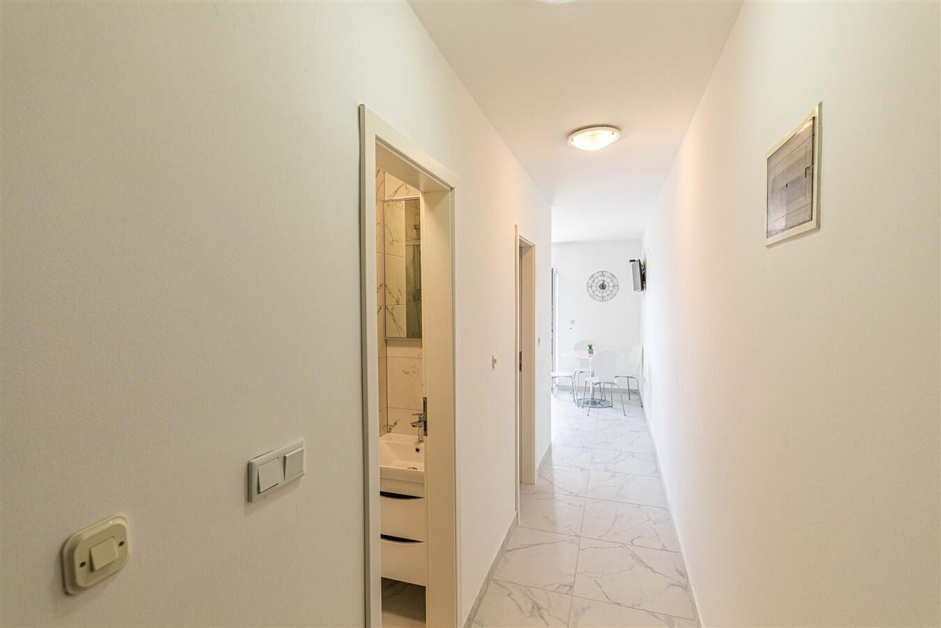 Apartments Bozo 112021-A1