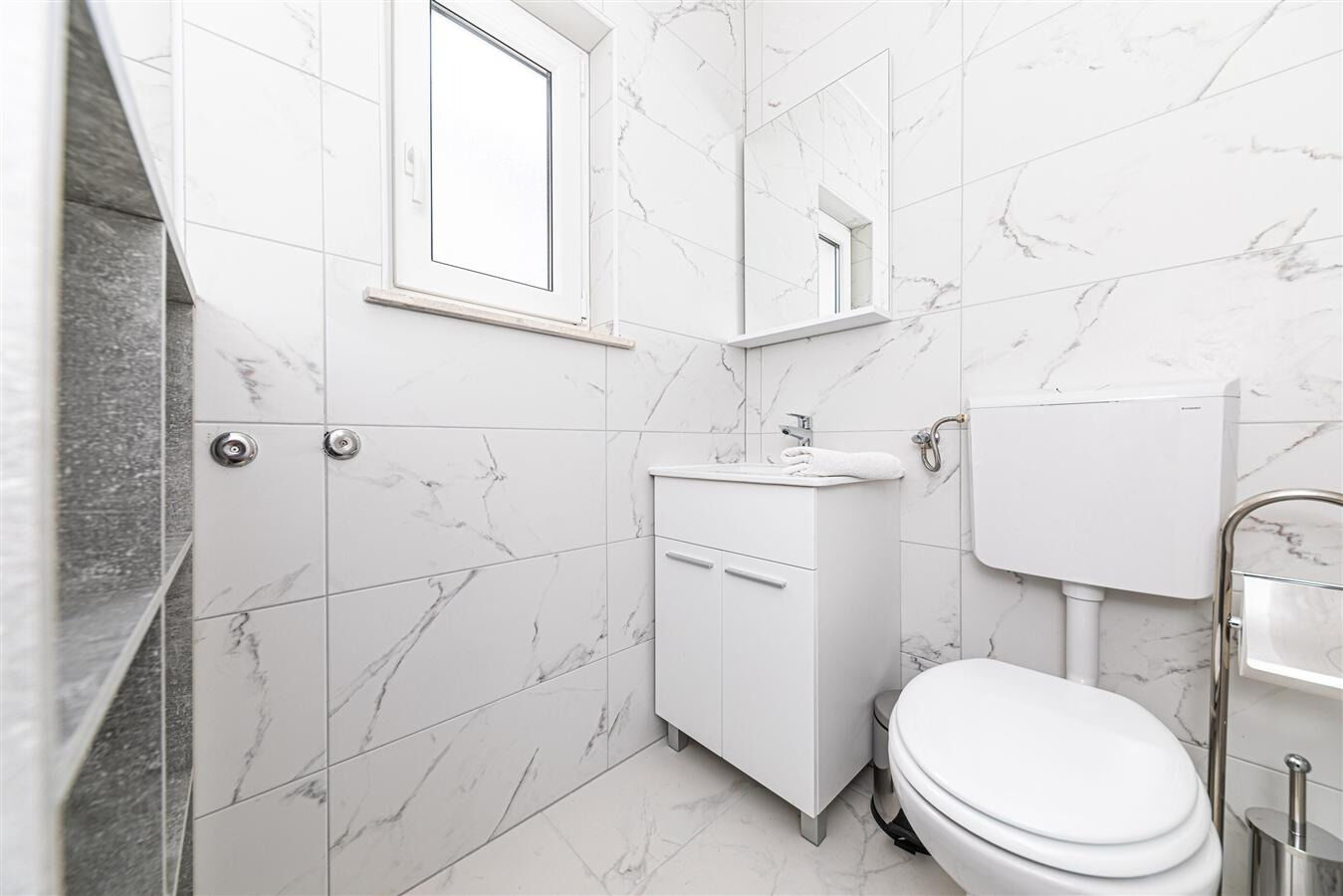Apartments Bozo 112021-A1